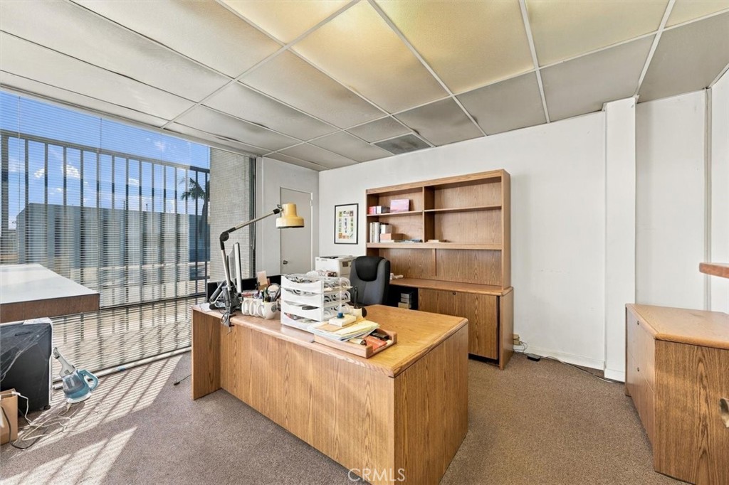 1451 Santa Fe Avenue Property Photo 11