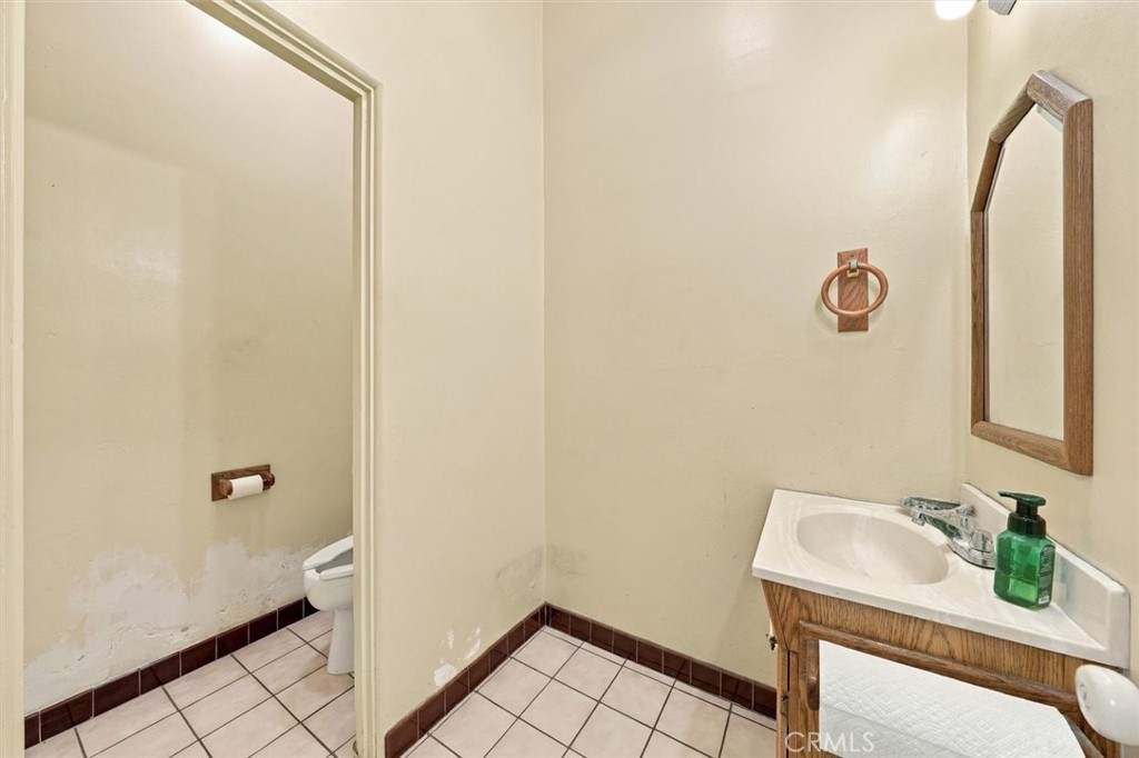 1451 Santa Fe Avenue Property Photo 16