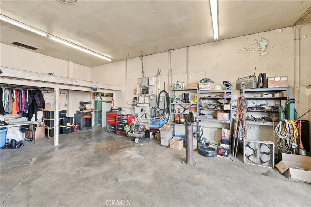 1451 Santa Fe Avenue Property Photo 21