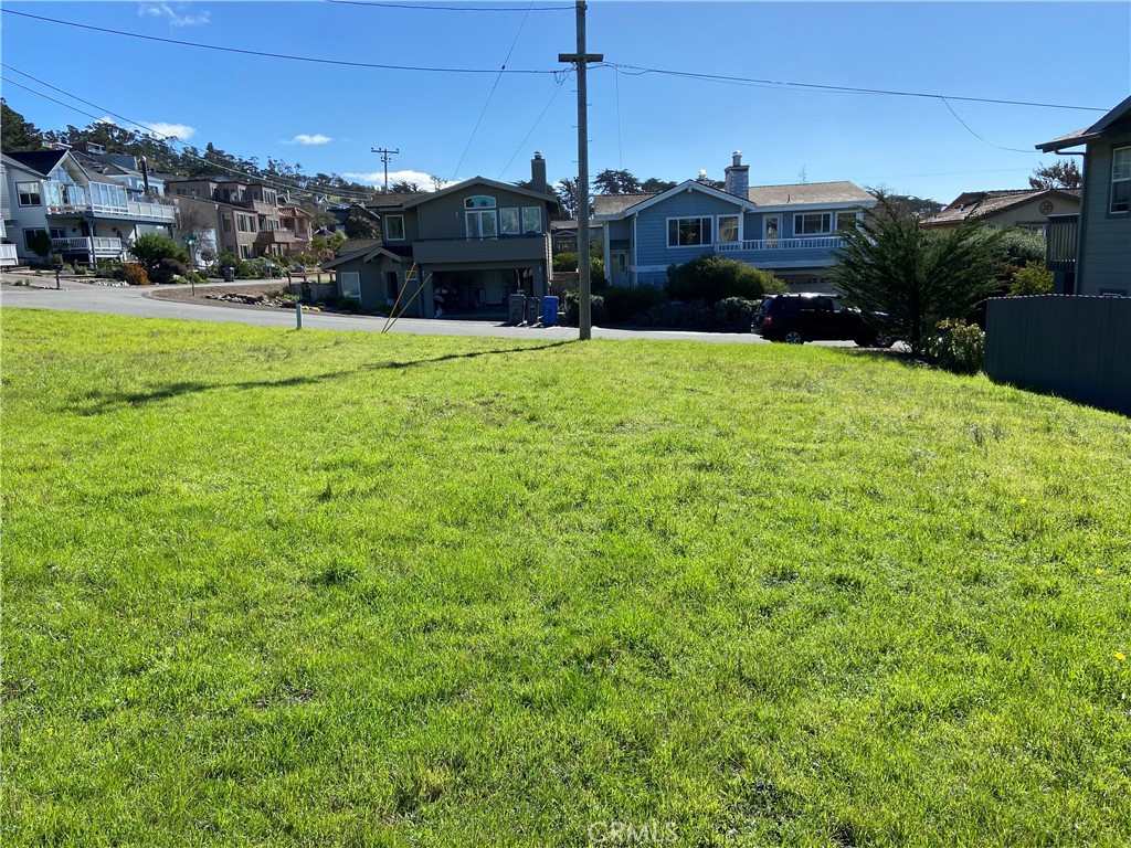 395 Ivar Street Property Photo 5