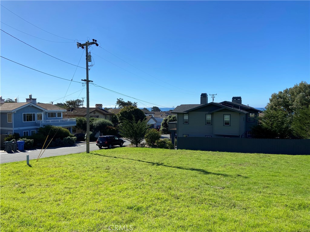 395 Ivar Street Property Photo 7