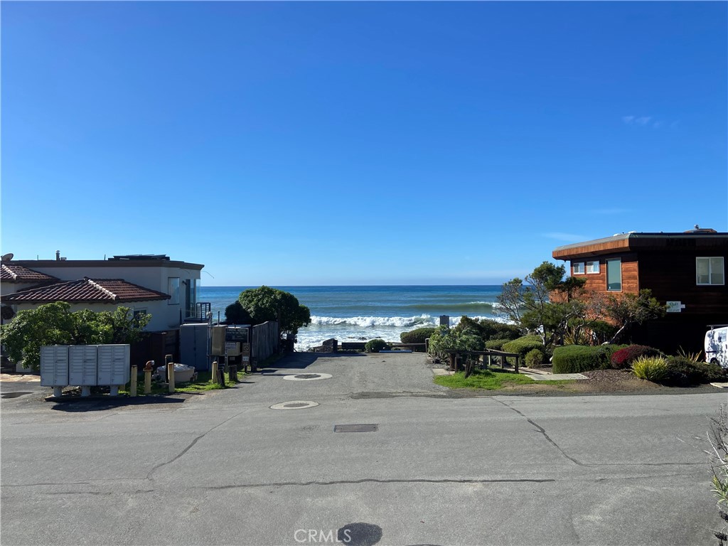395 Ivar Street Property Photo 12