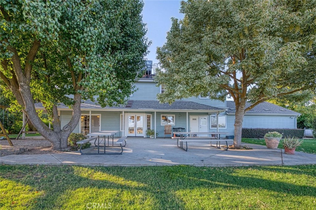 1098 S Rainbow Avenue Property Photo 34