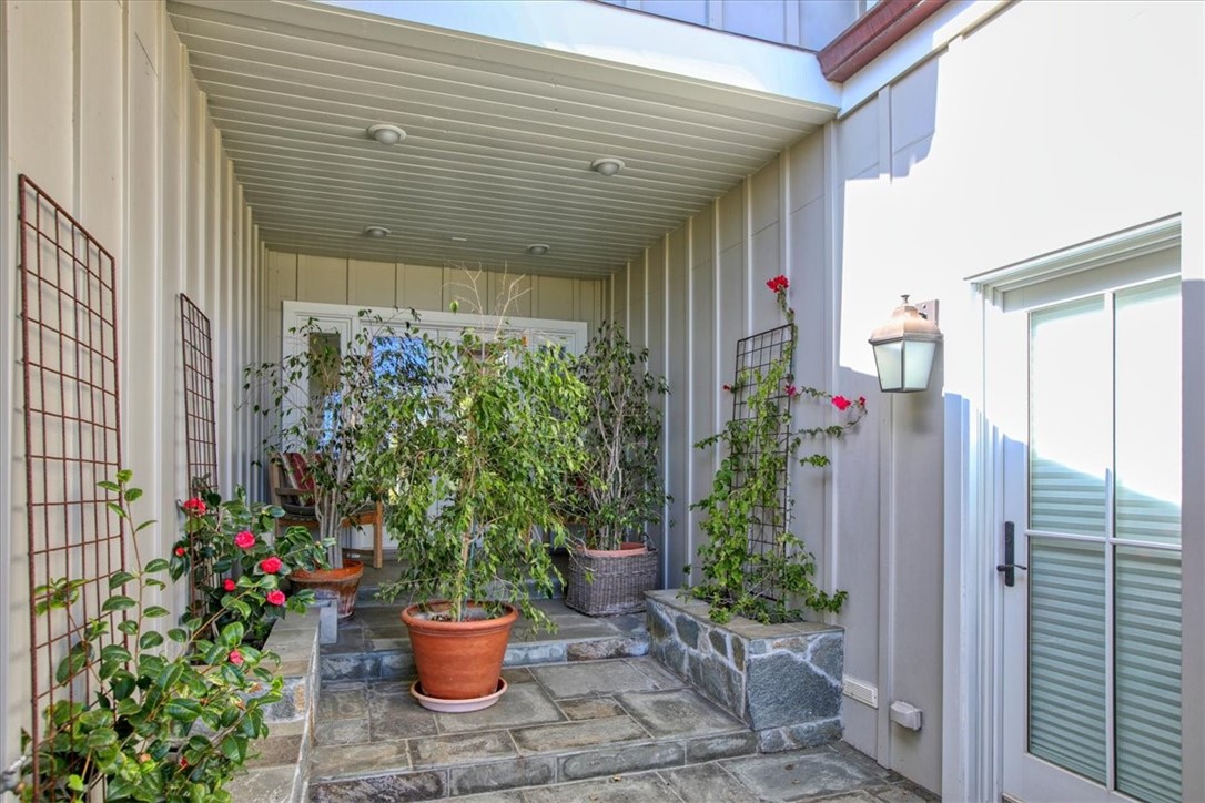 404 Huntington Road Property Photo 43