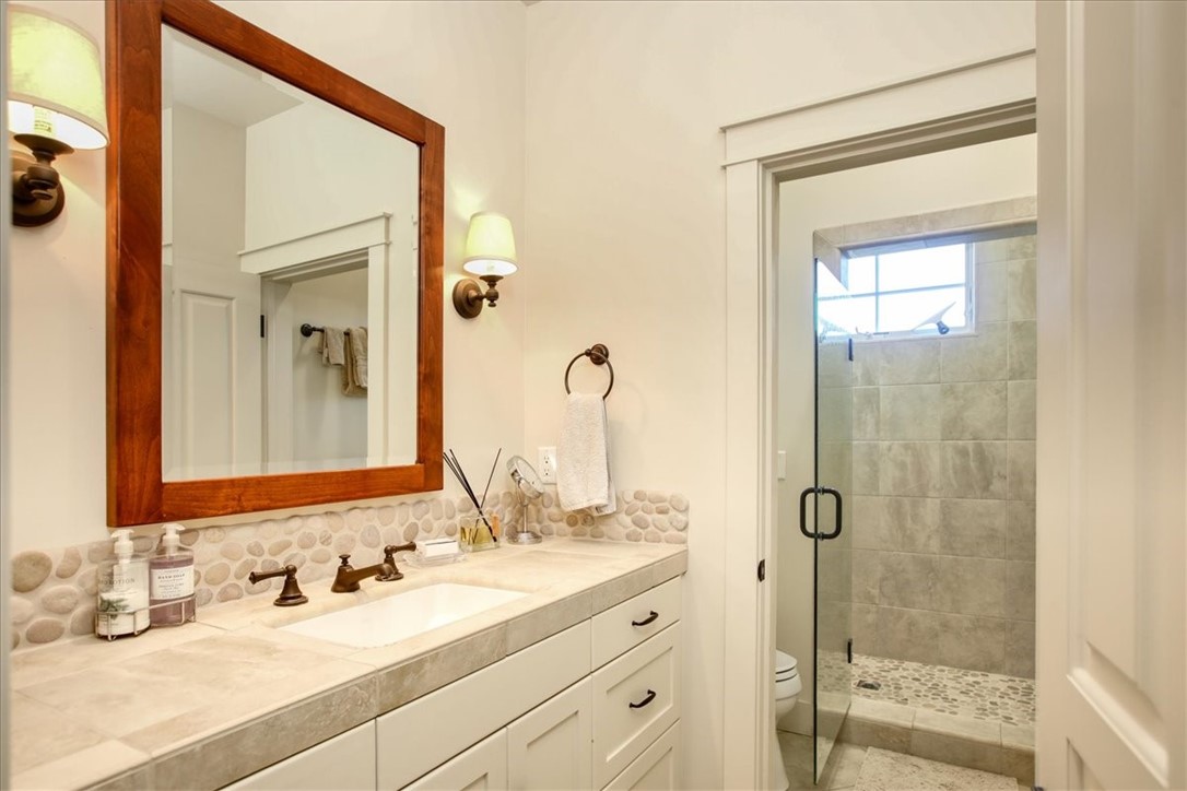 404 Huntington Road Property Photo 49