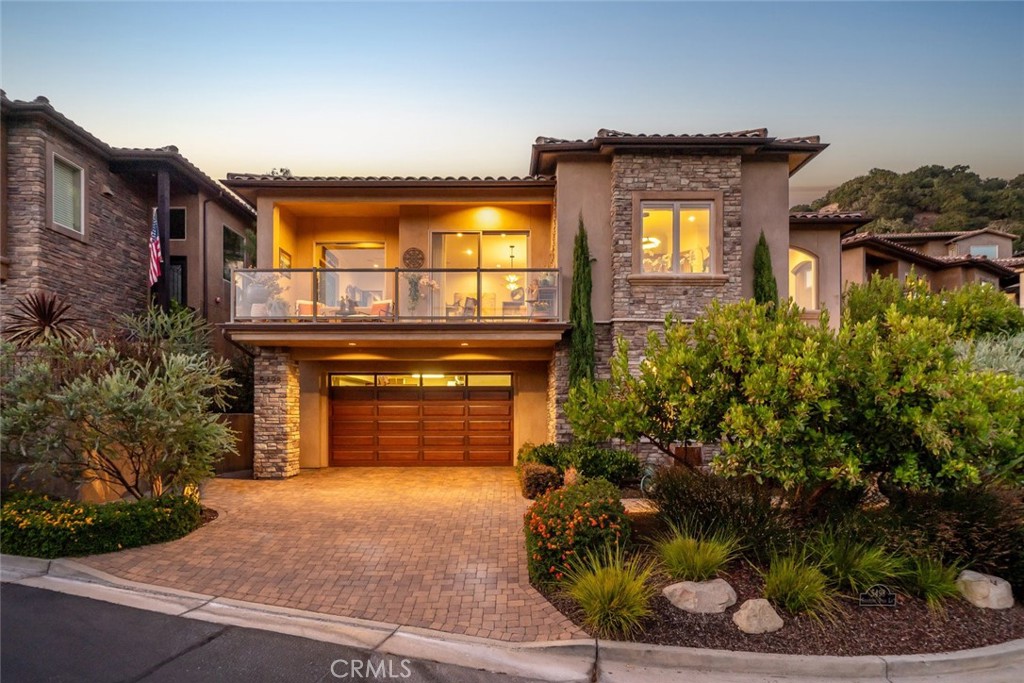 5498 Shooting Star Property Photo 1