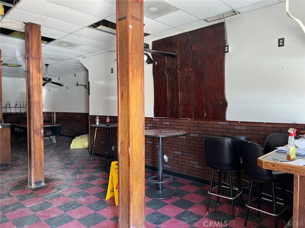 225 E Kings Street Property Photo 4