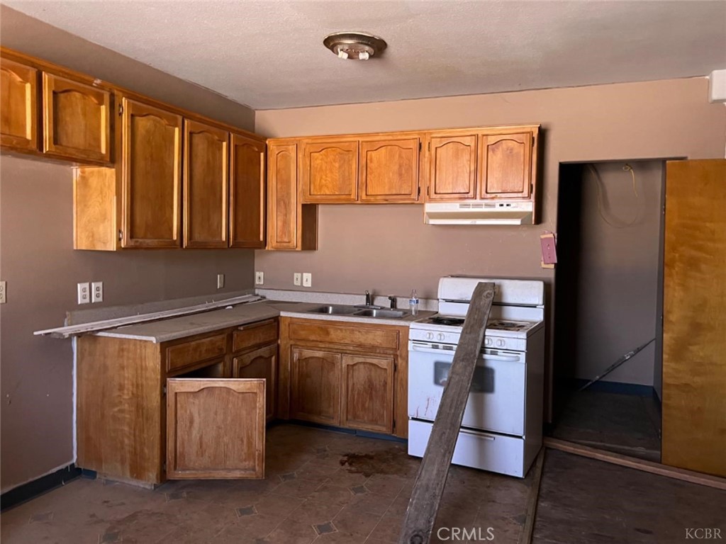 225 E Kings Street Property Photo 13