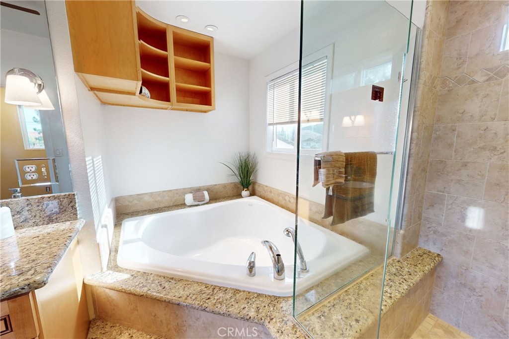 6001 Joan Place Property Photo 25