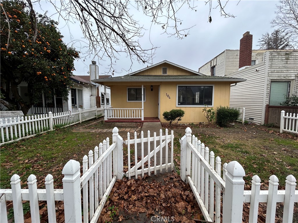 104 4th Street Property Photo
