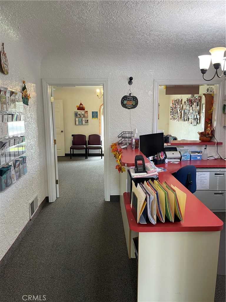 154 Traffic Way Property Photo 8