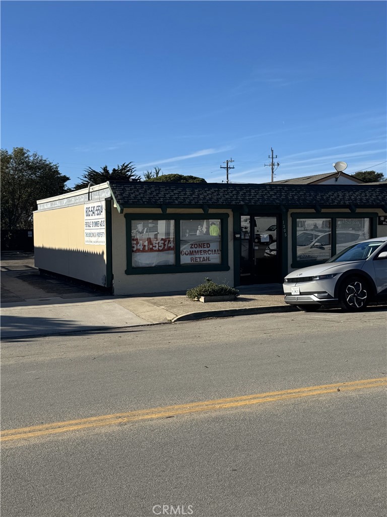 1305 2nd Street Property Photo 1