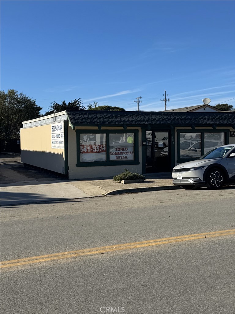 1305 2nd Street Property Photo 1