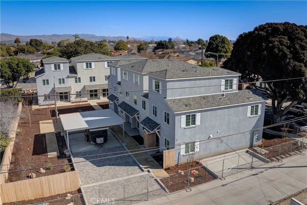 529 S Pine Street Property Photo 2
