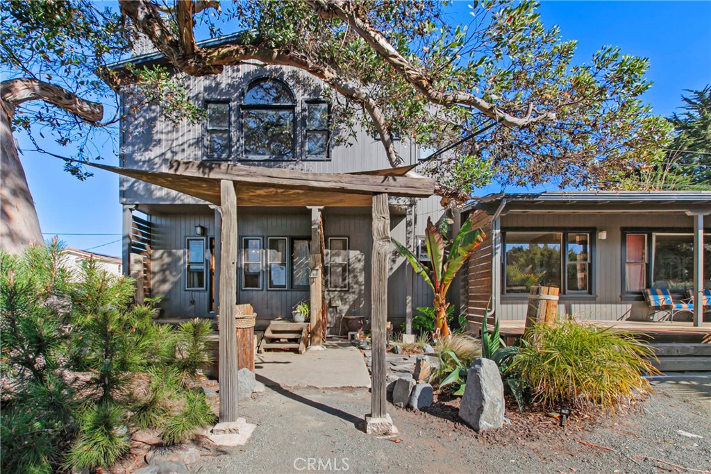 410 Kings Avenue Property Photo