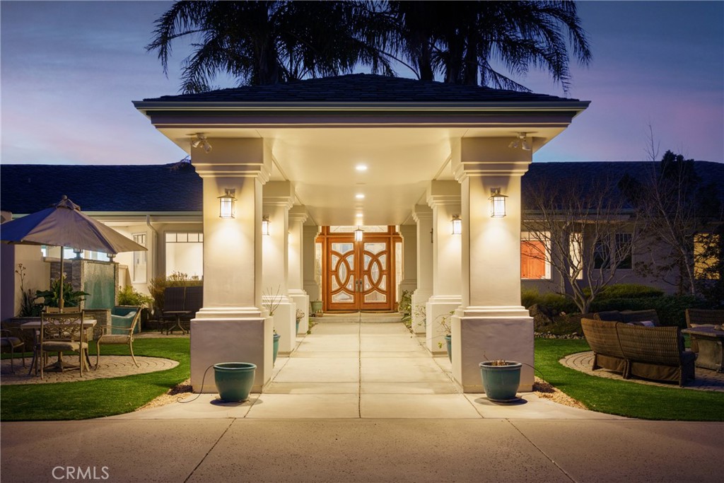 2780 Coast View Drive Property Photo