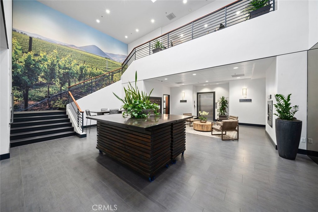 735 Tank Farm Road 200 Property Photo 1