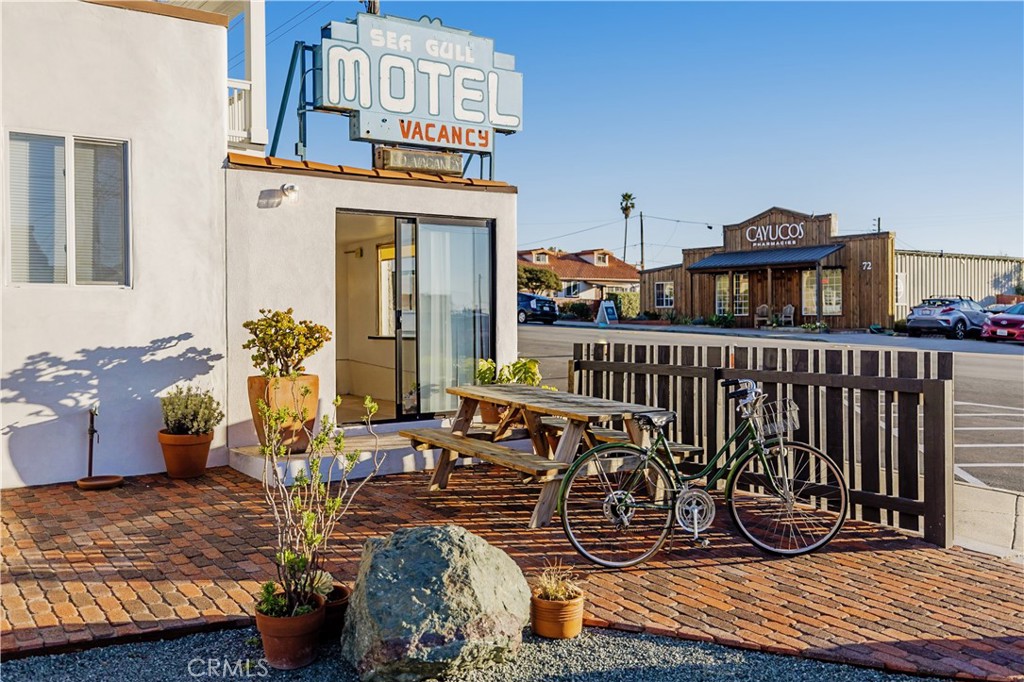 51 S Ocean Avenue Property Photo