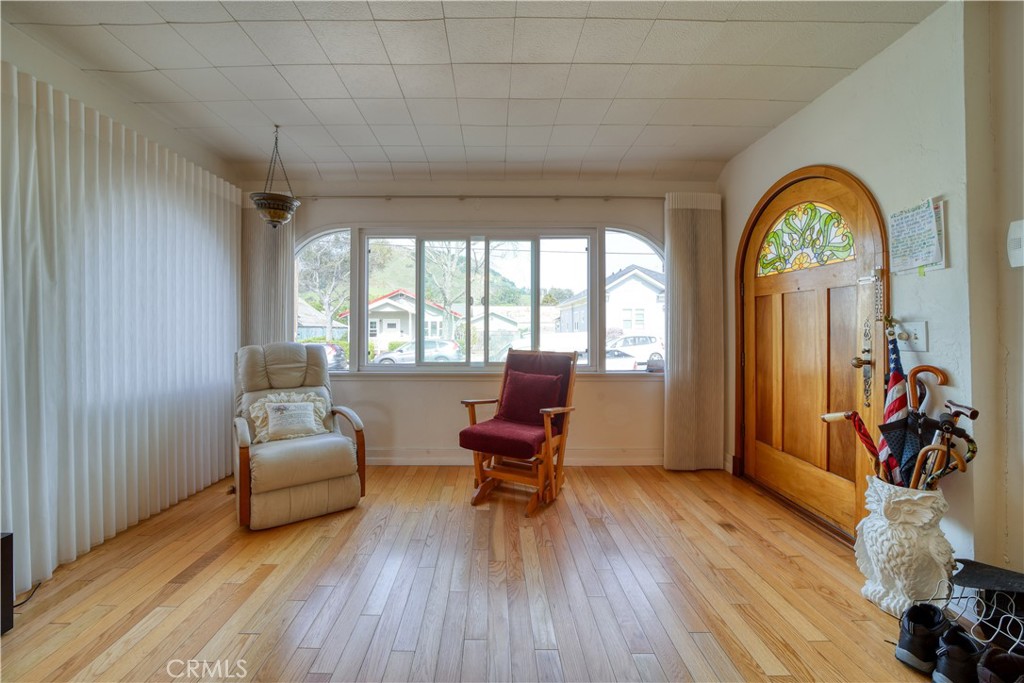 389 Pismo & 1417 Carmel Property Photo 4