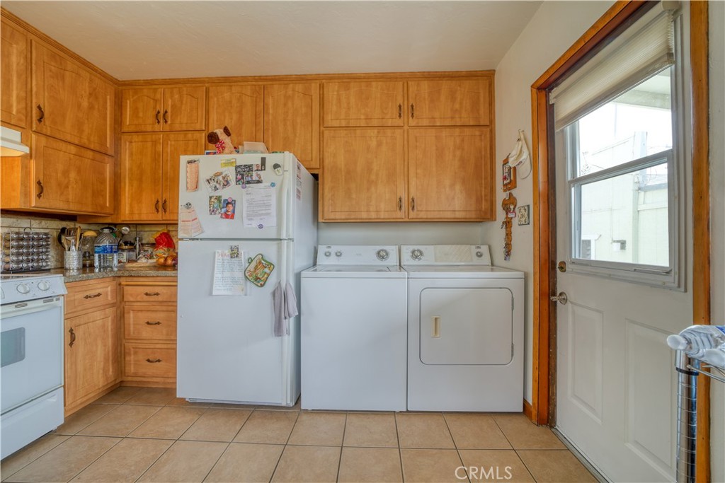 389 Pismo & 1417 Carmel Property Photo 10