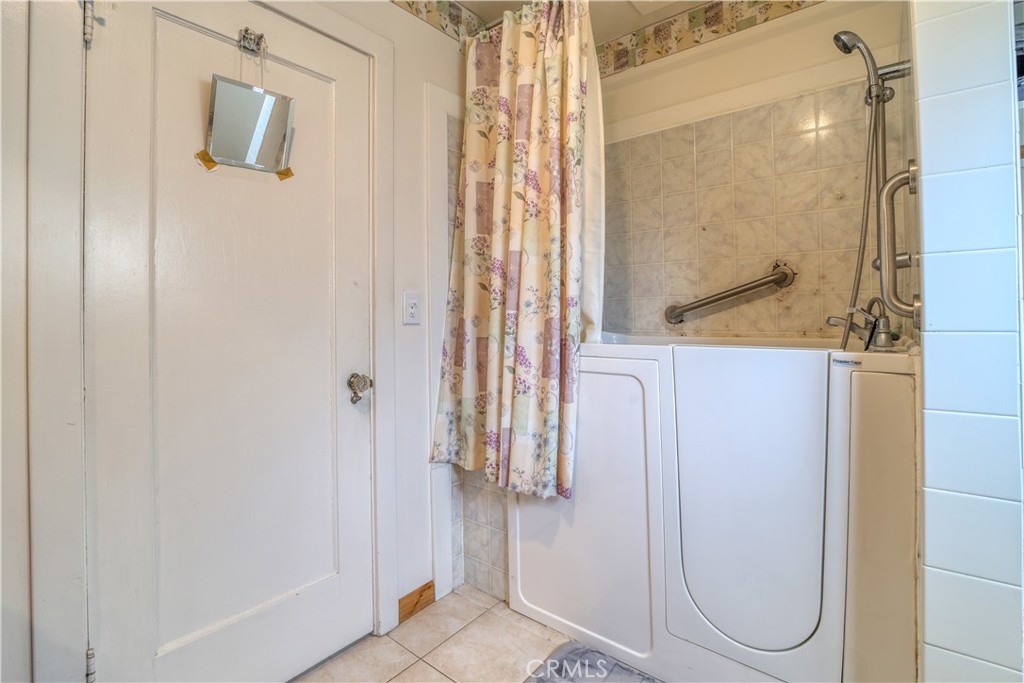 389 Pismo & 1417 Carmel Property Photo 13