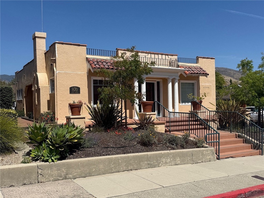 870 Osos Street Property Photo 2