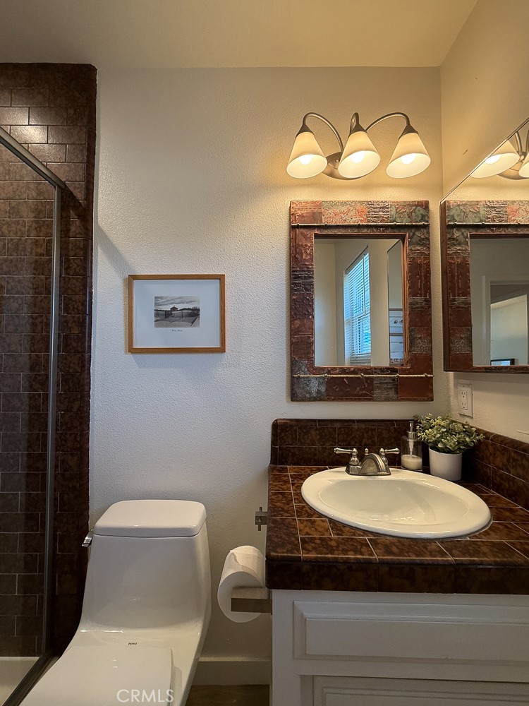 557 Lucerne St. Property Photo 26