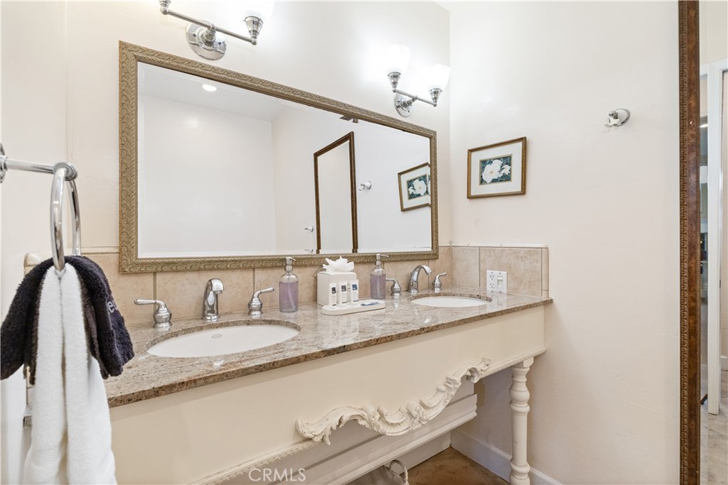 95 S Ocean Avenue Property Photo 23