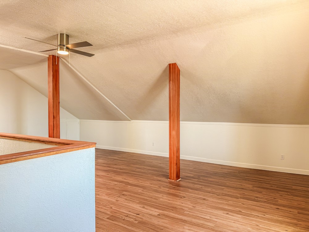 158 A N Ocean Ave Property Photo 6