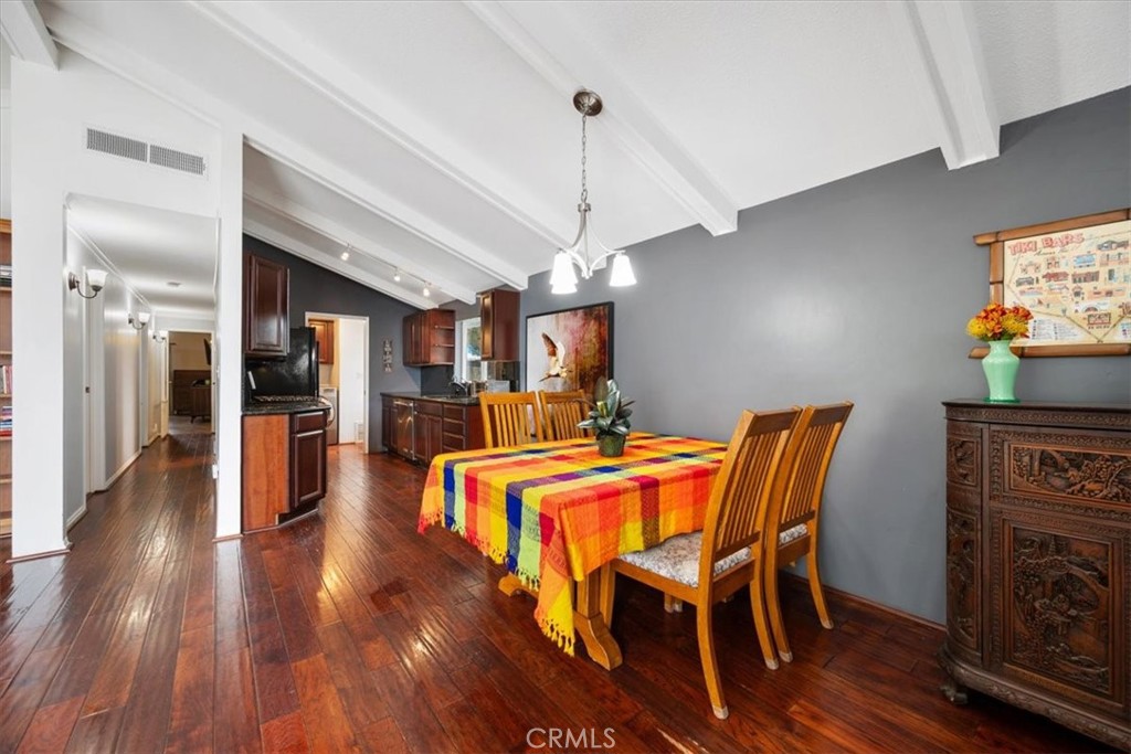 269 Los Padres Court Property Photo 4