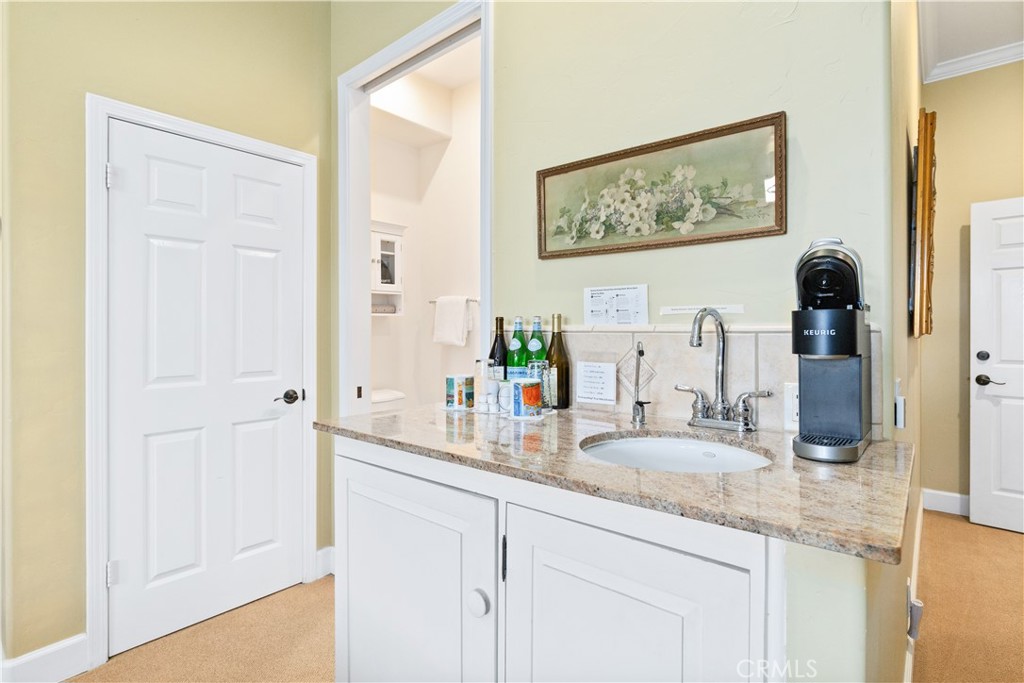 95 S Ocean Avenue Property Photo 22