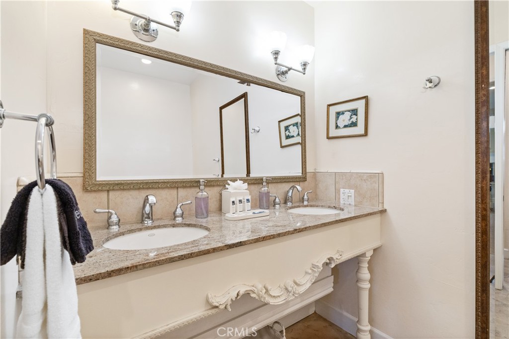 95 S Ocean Avenue Property Photo 23