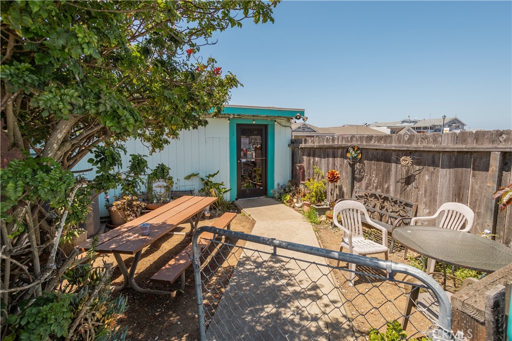 830 Embarcadero Property Photo 15