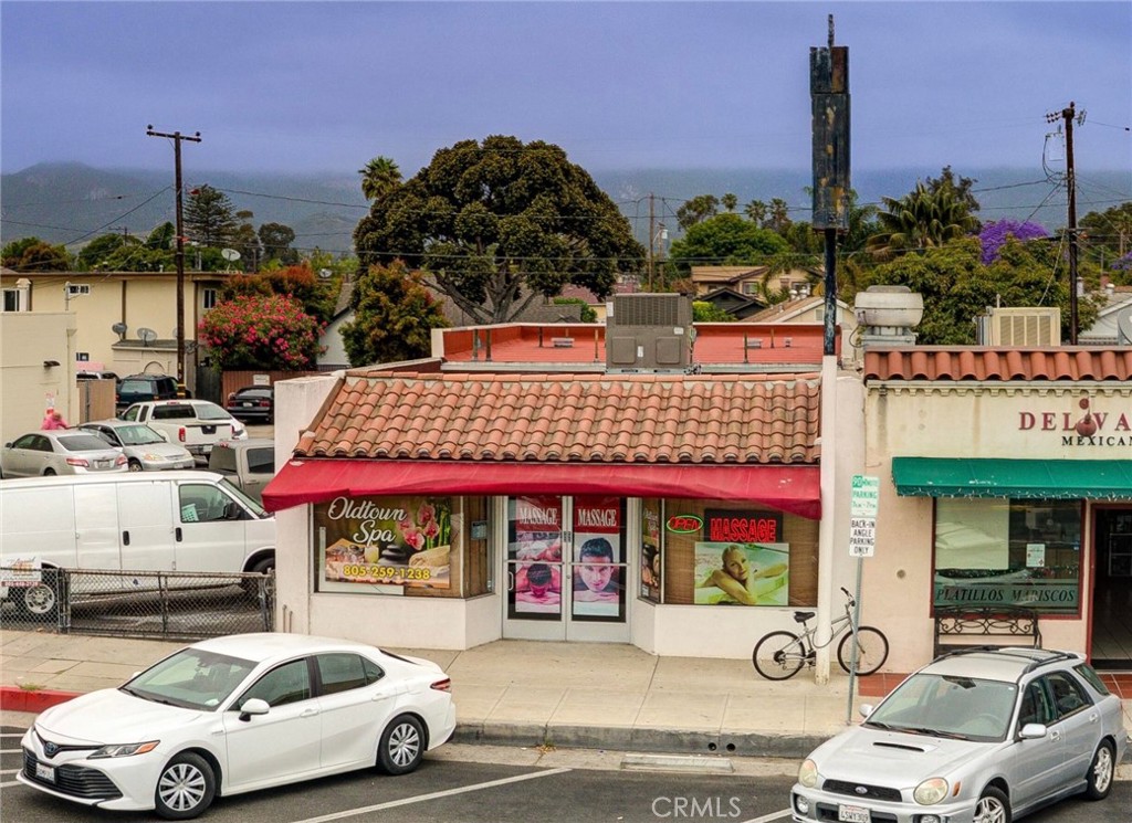 5748 Hollister Avenue Property Photo