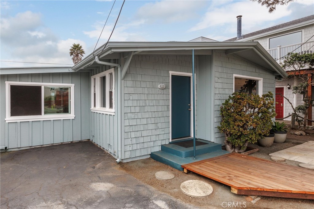 351 Nevis Street Property Photo 1