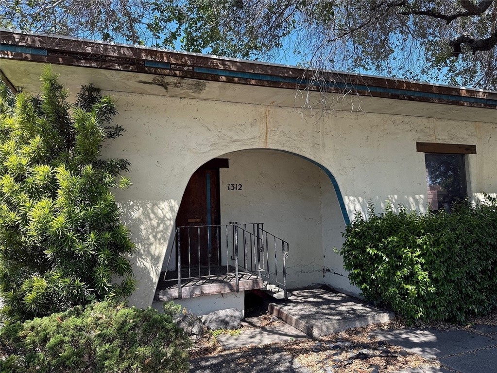 1312 Santa Rosa Street Property Photo