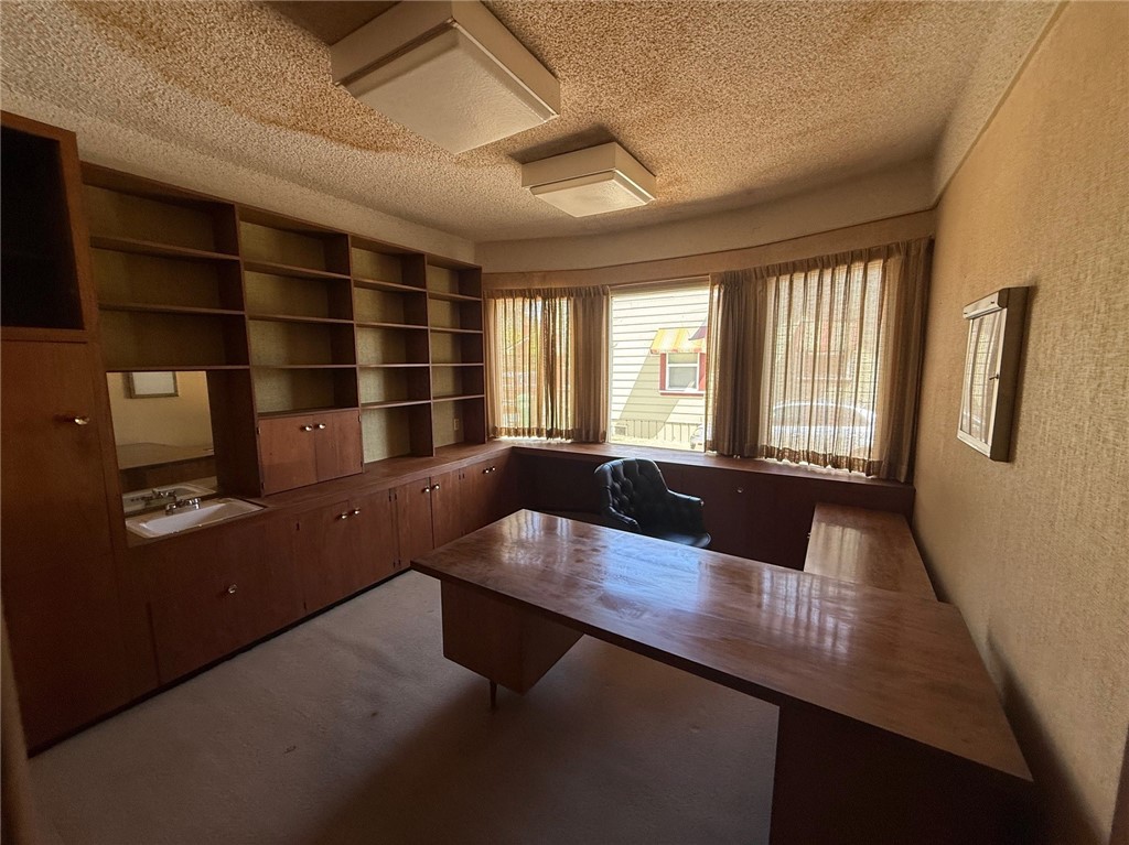 1312 Santa Rosa Street Property Photo 3