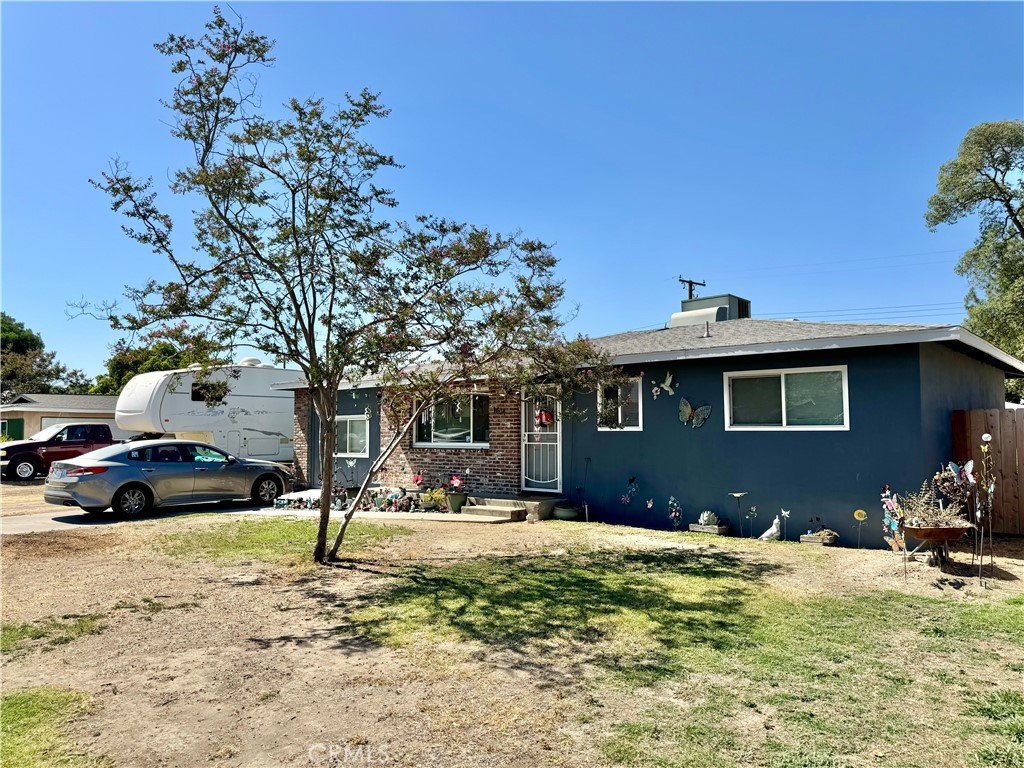 1614 W Dorothea Avenue Property Photo 1