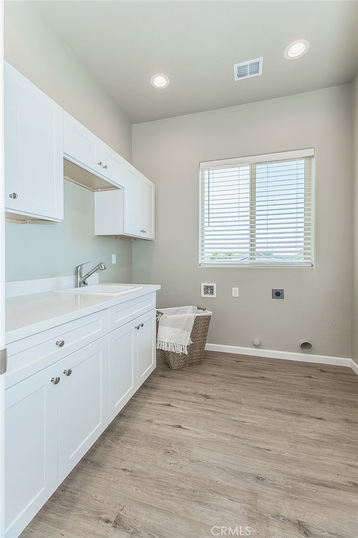 6008 E Sussex Way Property Photo 35