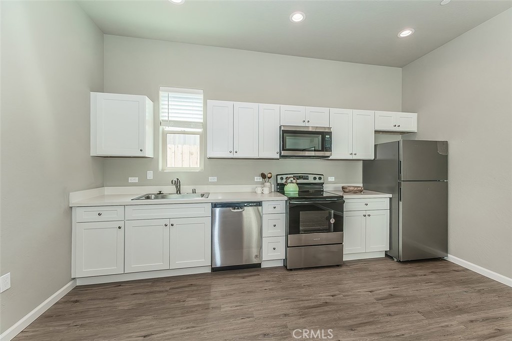 6008 E Sussex Way Property Photo 44