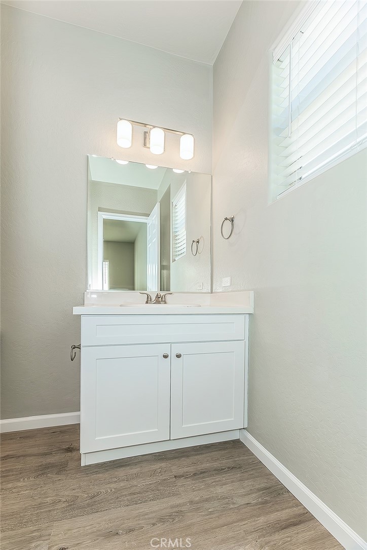 6008 E Sussex Way Property Photo 48