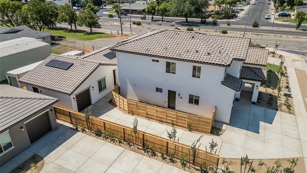 6008 E Sussex Way Property Photo 58