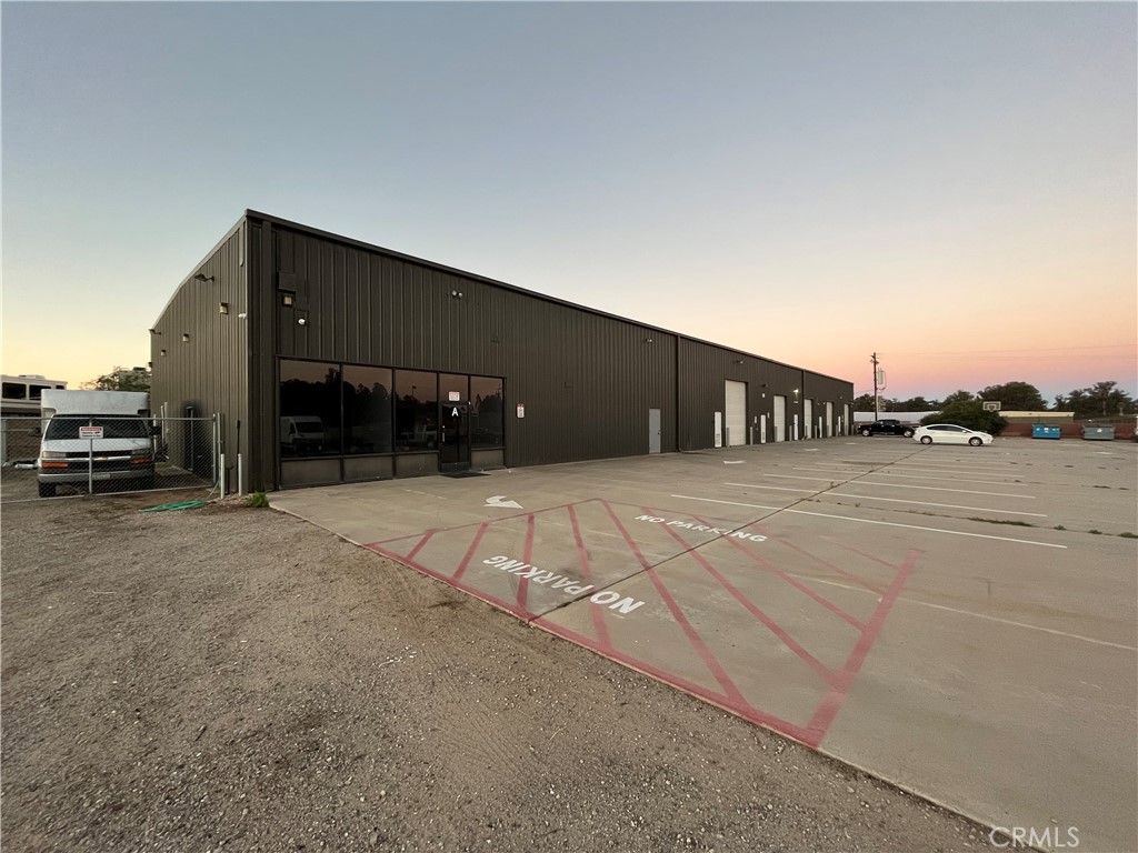 2115 Willow Road Property Photo