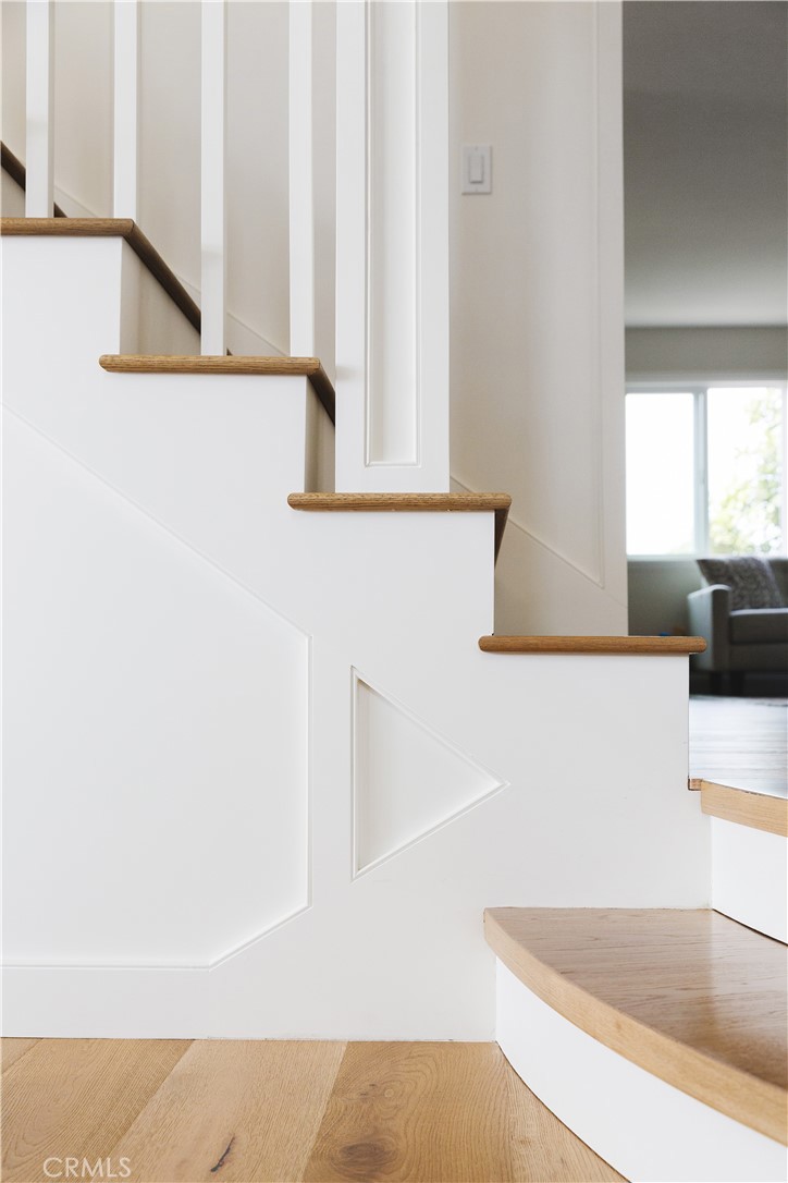 444 Kings Avenue Property Photo 6