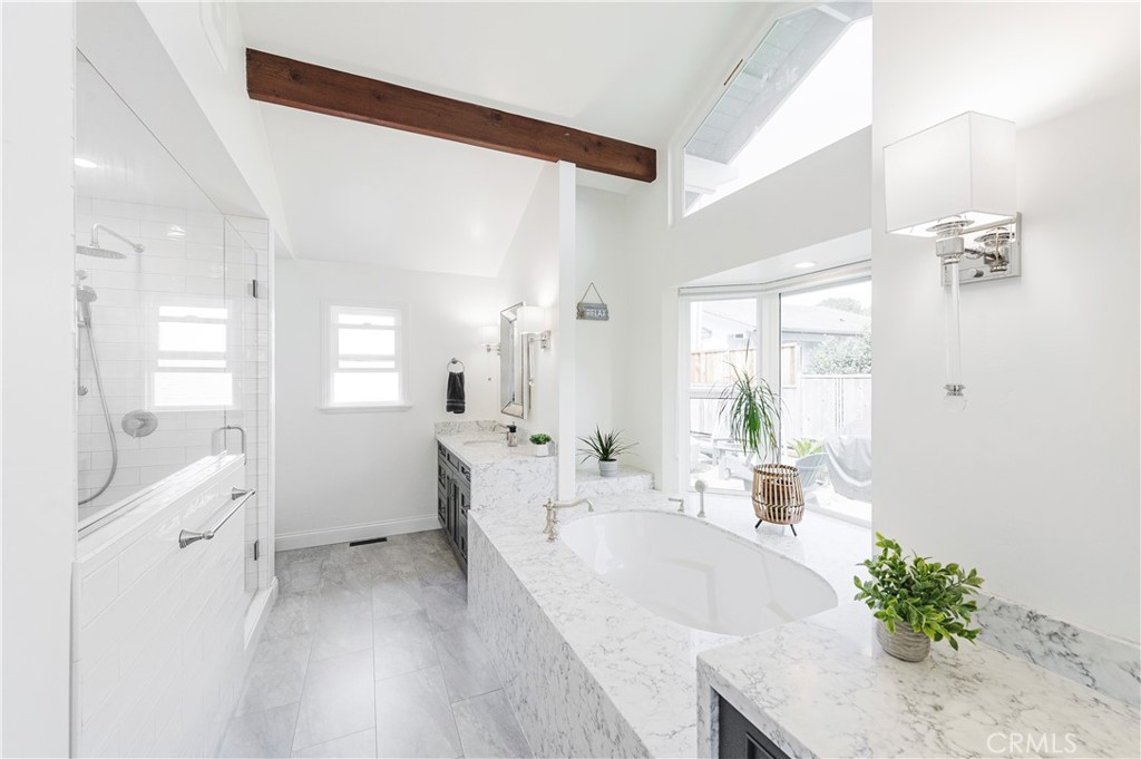 444 Kings Avenue Property Photo 26