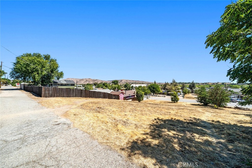 965 L Street Property Photo 12