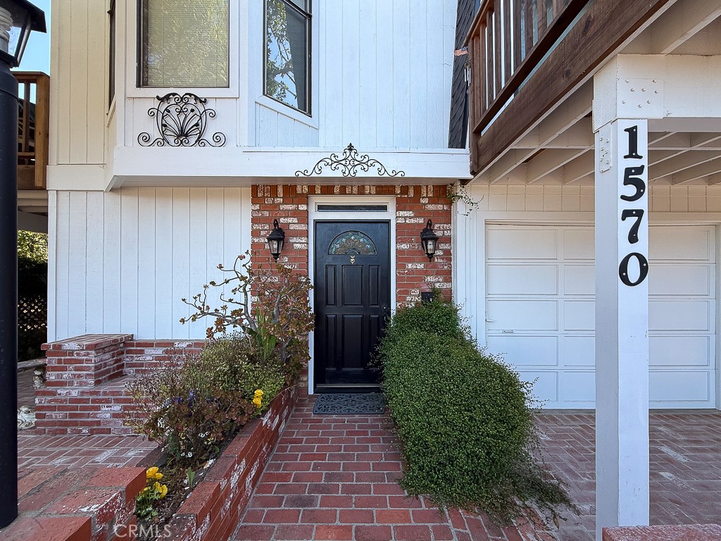 1570 Richard Property Photo 2