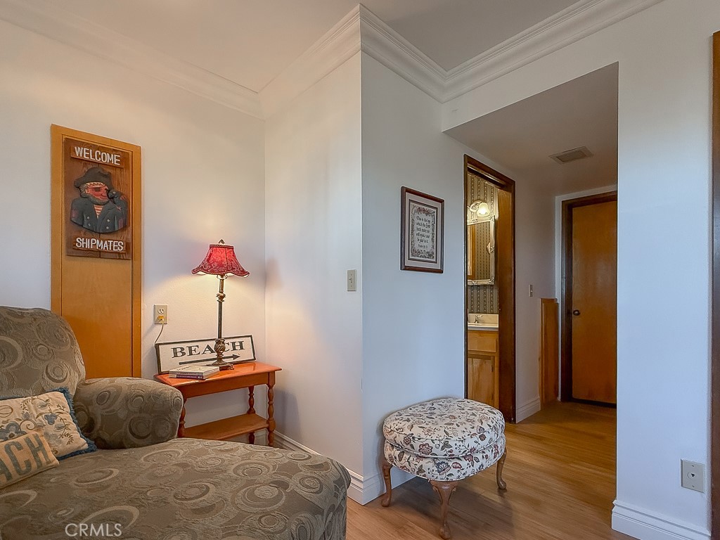1570 Richard Property Photo 8