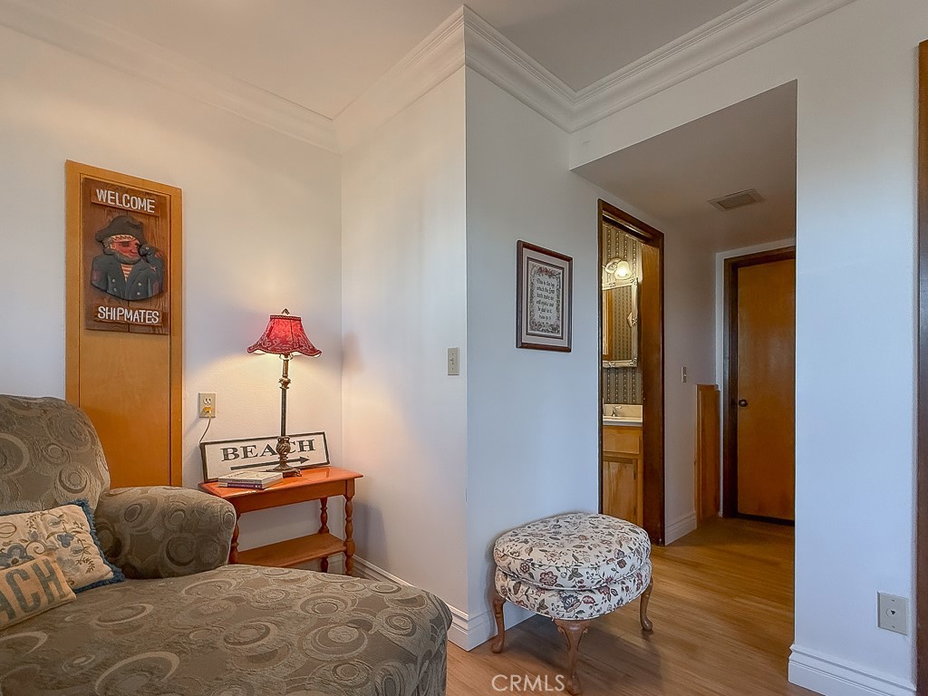 1570 Richard Property Photo 8
