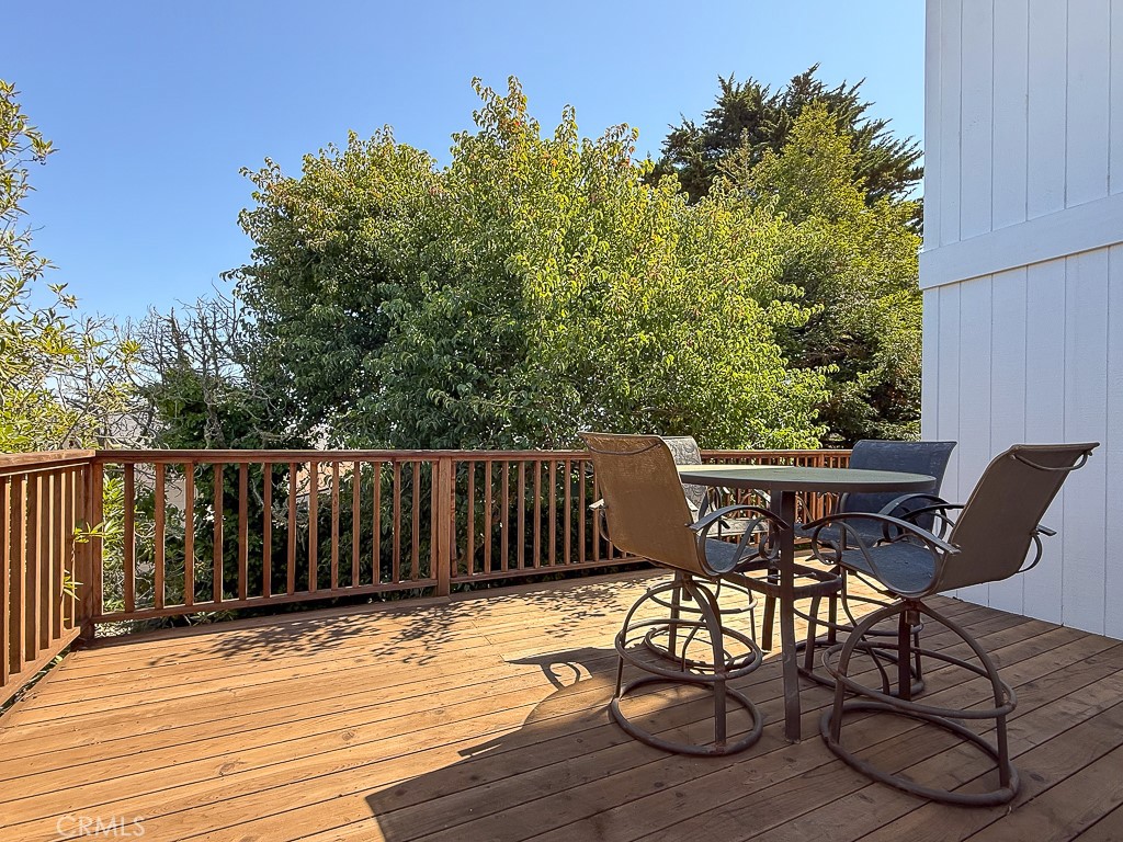 1570 Richard Property Photo 24